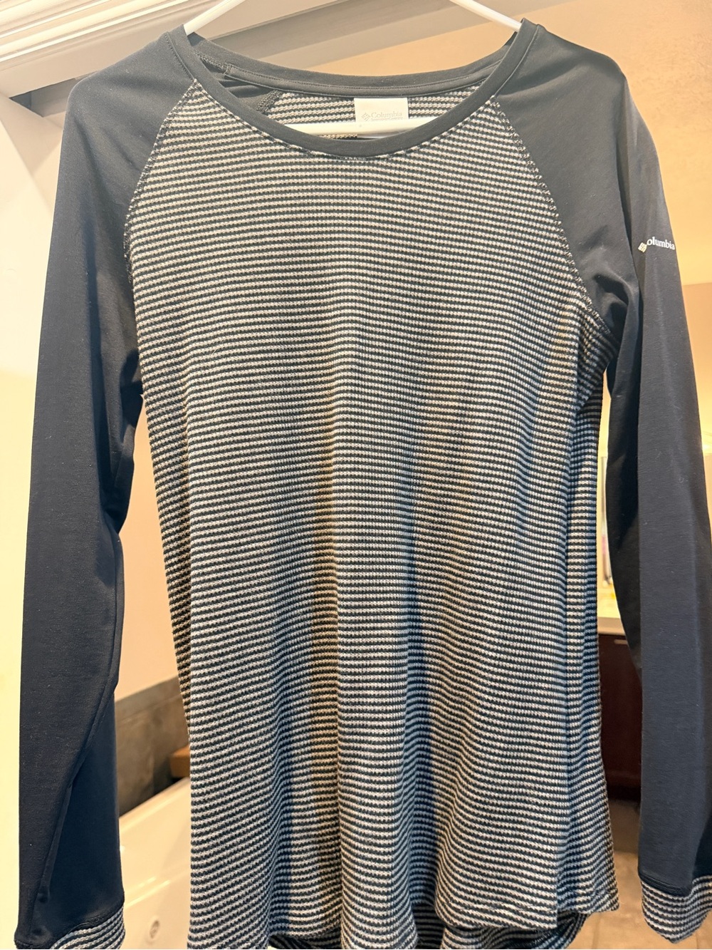Columbia Black and Gray Striped Raglan Long-Sleeve Shirt